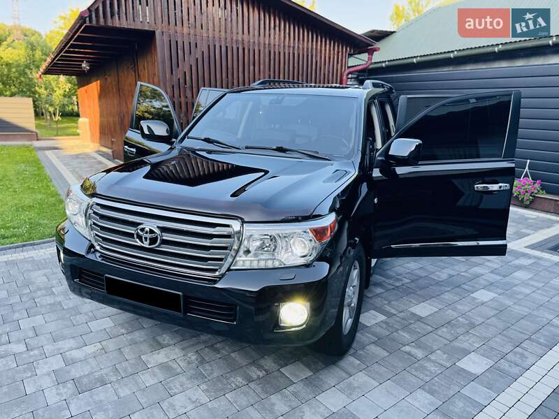 Внедорожник / Кроссовер Toyota Land Cruiser 2012 в Нижней Апше фото 91 Внедорожник / Кроссовер Toyota Land Cruiser 2012 в Нижней Апше