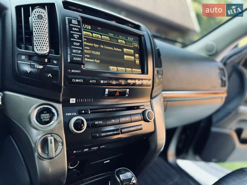 Внедорожник / Кроссовер Toyota Land Cruiser 2012 в Нижней Апше фото 95 Внедорожник / Кроссовер Toyota Land Cruiser 2012 в Нижней Апше