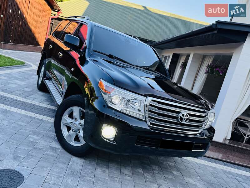 Внедорожник / Кроссовер Toyota Land Cruiser 2012 в Нижней Апше фото 118 Внедорожник / Кроссовер Toyota Land Cruiser 2012 в Нижней Апше