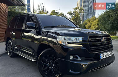Внедорожник / Кроссовер Toyota Land Cruiser 2016 в Киеве