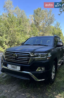 Внедорожник / Кроссовер Toyota Land Cruiser 2017 в Киеве