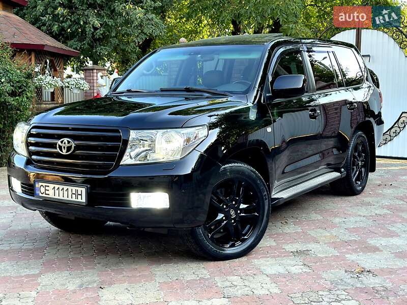 Toyota Land Cruiser 2010