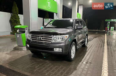 Позашляховик / Кросовер Toyota Land Cruiser 2011 в Києві