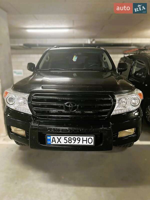 Внедорожник / Кроссовер Toyota Land Cruiser 2008 в Харькове