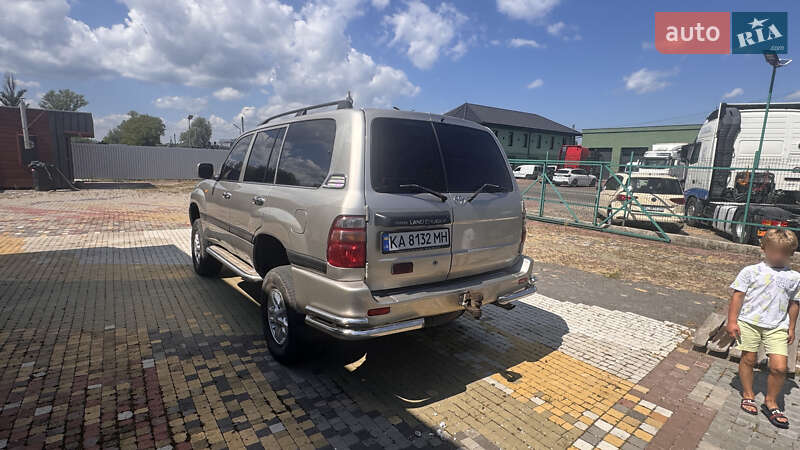 Внедорожник / Кроссовер Toyota Land Cruiser 2001 в Тячеве