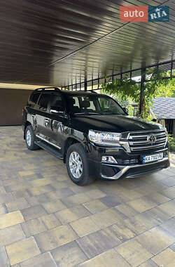 Позашляховик / Кросовер Toyota Land Cruiser 2017 в Києві