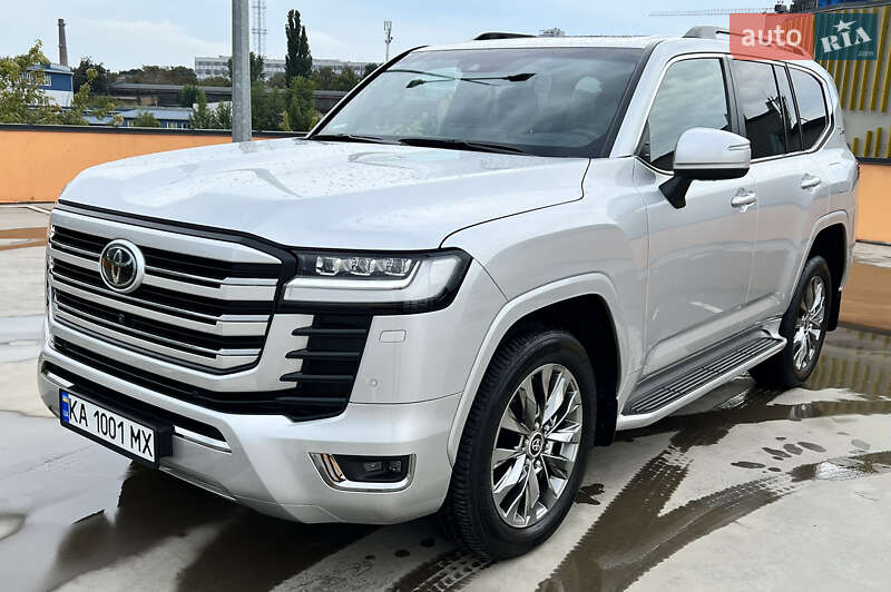 Внедорожник / Кроссовер Toyota Land Cruiser 2022 в Киеве