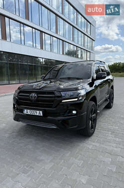 Внедорожник / Кроссовер Toyota Land Cruiser 2007 в Владимирце