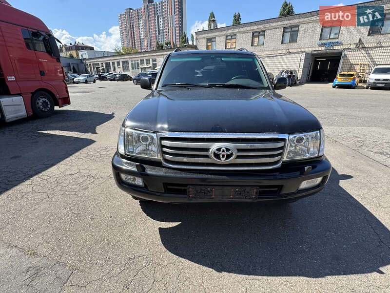 Внедорожник / Кроссовер Toyota Land Cruiser 1999 в Киеве