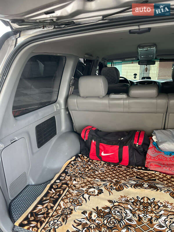 Внедорожник / Кроссовер Toyota Land Cruiser 2002 в Виннице