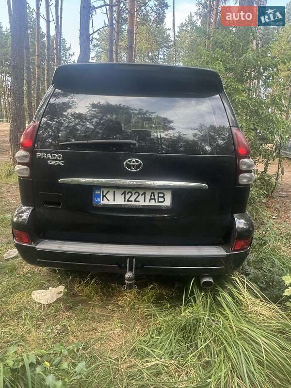 Позашляховик / Кросовер Toyota Land Cruiser 2005 в Павлограді