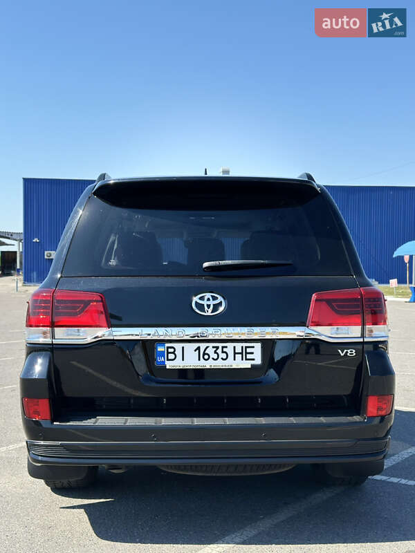 Внедорожник / Кроссовер Toyota Land Cruiser 2019 в Полтаве