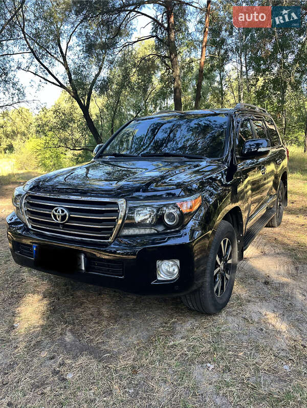 Внедорожник / Кроссовер Toyota Land Cruiser 2014 в Нежине