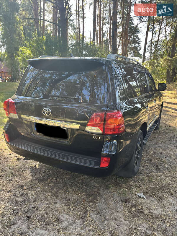 Внедорожник / Кроссовер Toyota Land Cruiser 2014 в Нежине