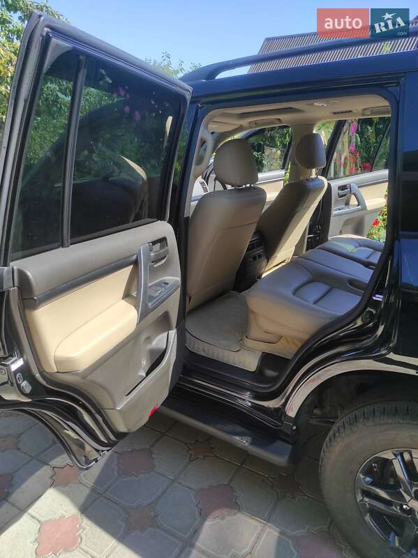 Внедорожник / Кроссовер Toyota Land Cruiser 2008 в Киеве