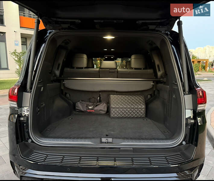 Внедорожник / Кроссовер Toyota Land Cruiser 2021 в Киеве