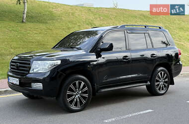 Позашляховик / Кросовер Toyota Land Cruiser 2011 в Києві