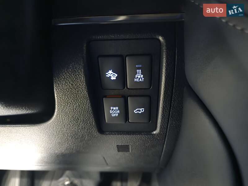 Внедорожник / Кроссовер Toyota Land Cruiser 2018 в Коломые