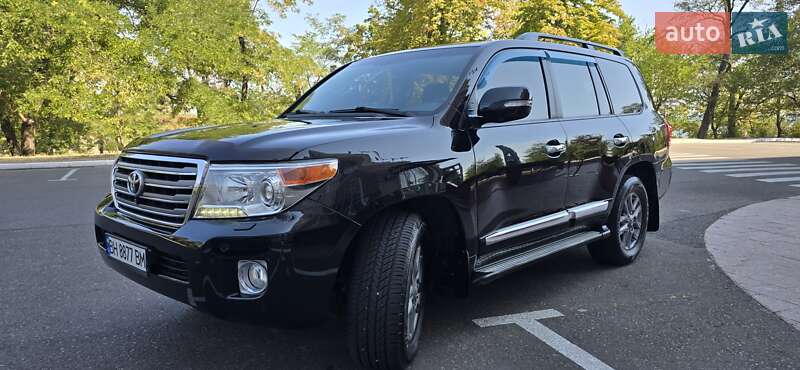 Внедорожник / Кроссовер Toyota Land Cruiser 2012 в Одессе фото 5 Внедорожник / Кроссовер Toyota Land Cruiser 2012 в Одессе