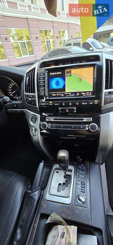 Внедорожник / Кроссовер Toyota Land Cruiser 2012 в Одессе фото 21 Внедорожник / Кроссовер Toyota Land Cruiser 2012 в Одессе