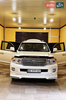 Позашляховик / Кросовер Toyota Land Cruiser 2013 в Кривому Розі
