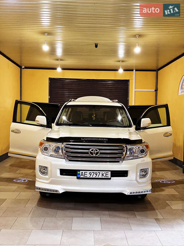 Toyota Land Cruiser 2013 Toyota Land Cruiser 2013