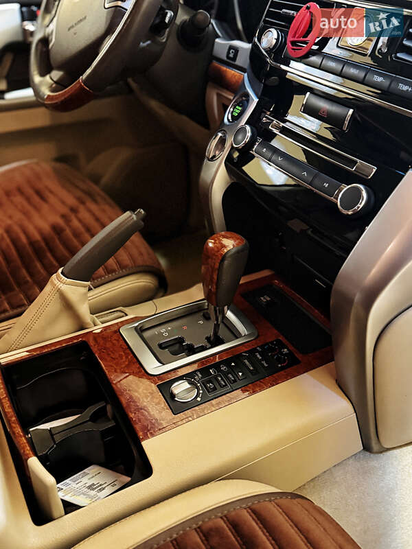 Внедорожник / Кроссовер Toyota Land Cruiser 2013 в Кривом Роге фото 13 Внедорожник / Кроссовер Toyota Land Cruiser 2013 в Кривом Роге