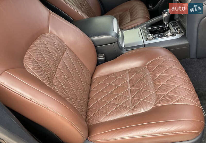 Позашляховик / Кросовер Toyota Land Cruiser 2018 в Одесі фото 3 Позашляховик / Кросовер Toyota Land Cruiser 2018 в Одесі