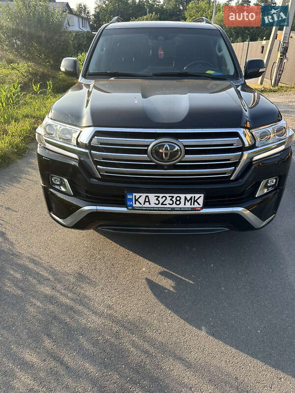 Toyota Land Cruiser 2018