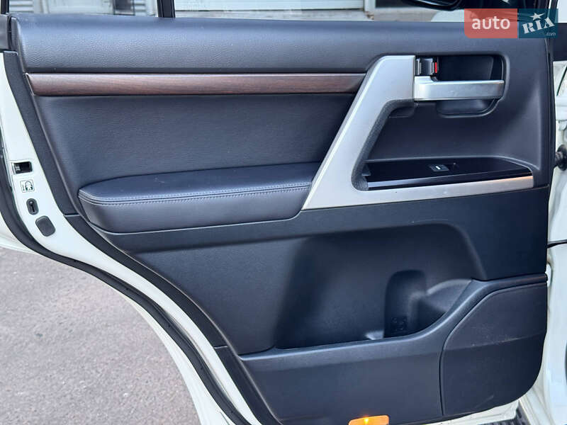 Внедорожник / Кроссовер Toyota Land Cruiser 2019 в Одессе