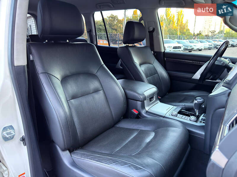 Внедорожник / Кроссовер Toyota Land Cruiser 2019 в Одессе