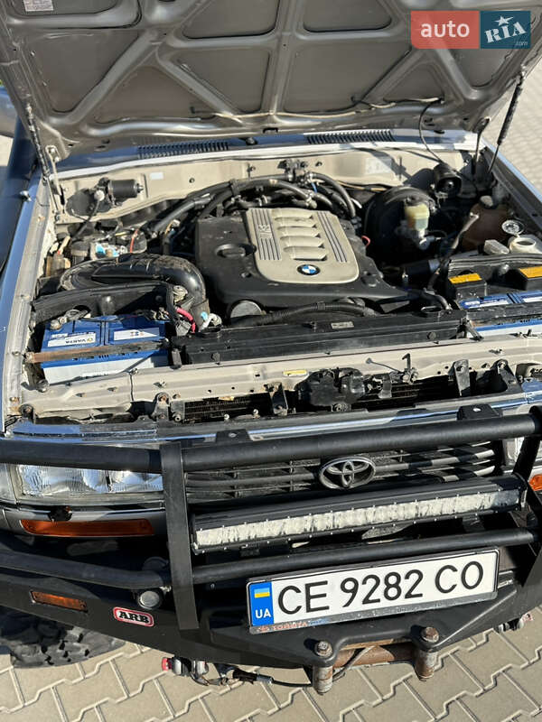 Пикап Toyota Land Cruiser 1998 в Глыбокой