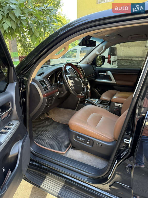 Внедорожник / Кроссовер Toyota Land Cruiser 2014 в Киеве