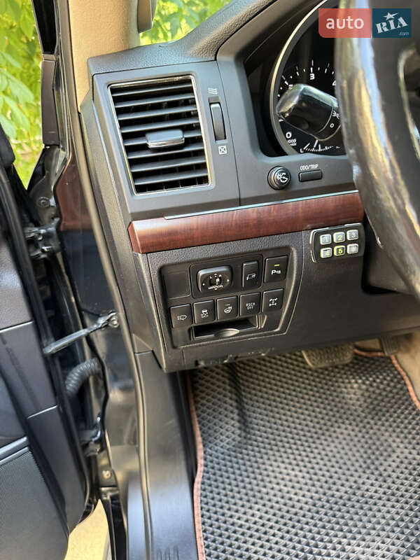 Внедорожник / Кроссовер Toyota Land Cruiser 2014 в Киеве