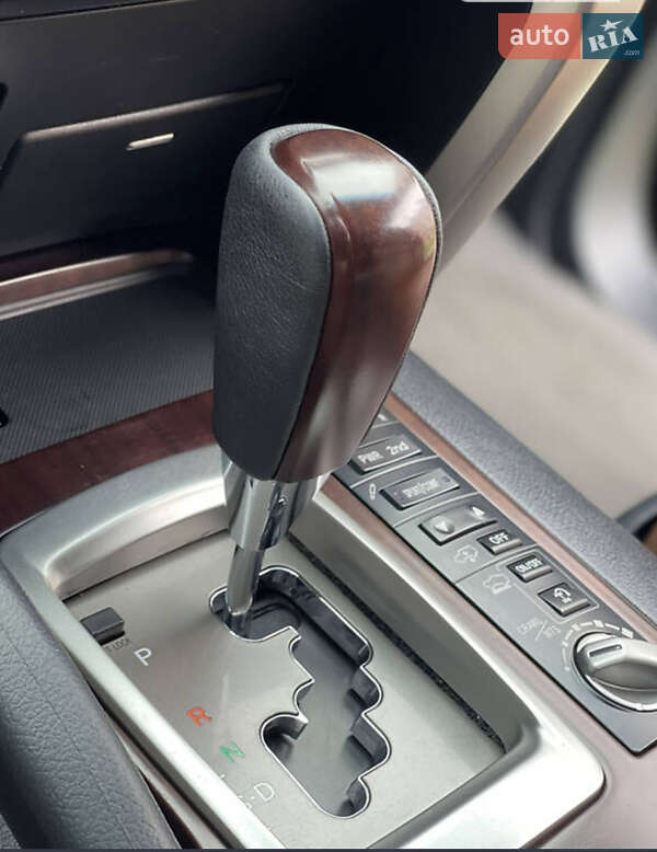 Внедорожник / Кроссовер Toyota Land Cruiser 2014 в Киеве