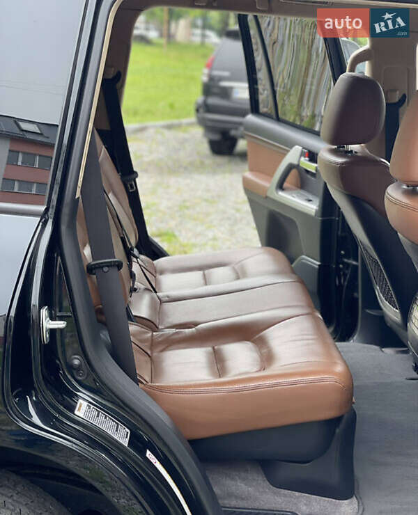 Внедорожник / Кроссовер Toyota Land Cruiser 2014 в Киеве