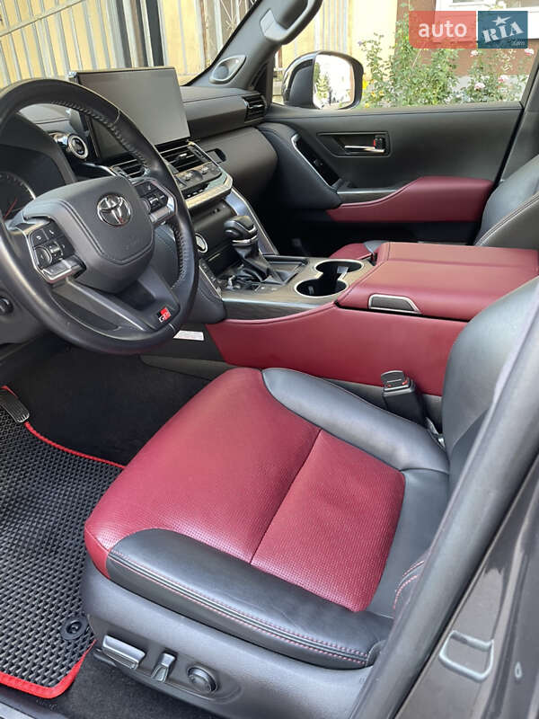 Внедорожник / Кроссовер Toyota Land Cruiser 2022 в Киеве фото 4 Внедорожник / Кроссовер Toyota Land Cruiser 2022 в Киеве