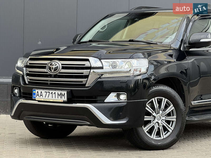 Внедорожник / Кроссовер Toyota Land Cruiser 2017 в Киеве