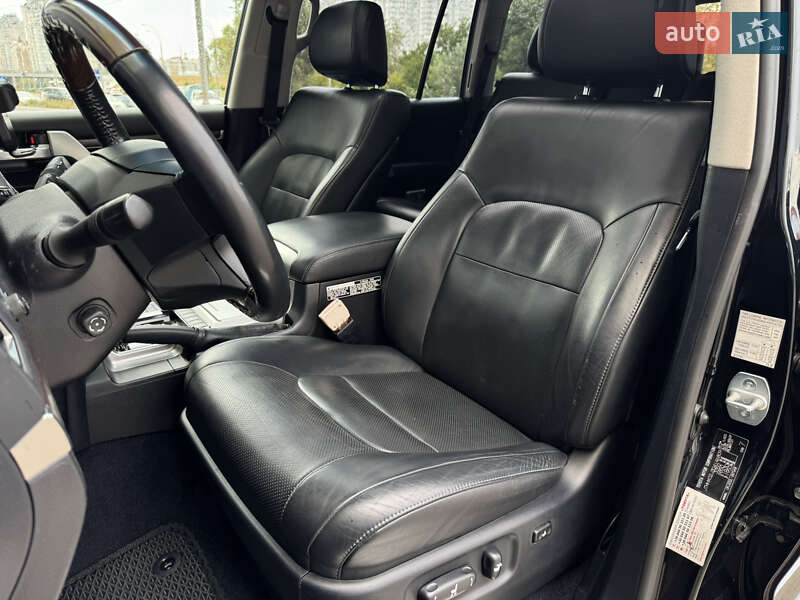 Внедорожник / Кроссовер Toyota Land Cruiser 2017 в Киеве