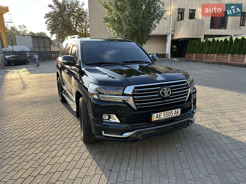 Внедорожник / Кроссовер Toyota Land Cruiser 2016 в Днепре