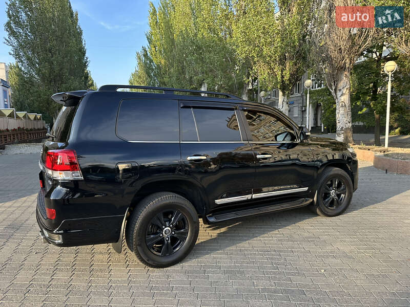 Внедорожник / Кроссовер Toyota Land Cruiser 2016 в Днепре