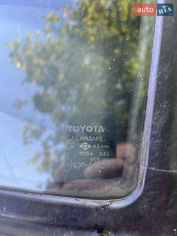 Внедорожник / Кроссовер Toyota Land Cruiser 1995 в Воловце