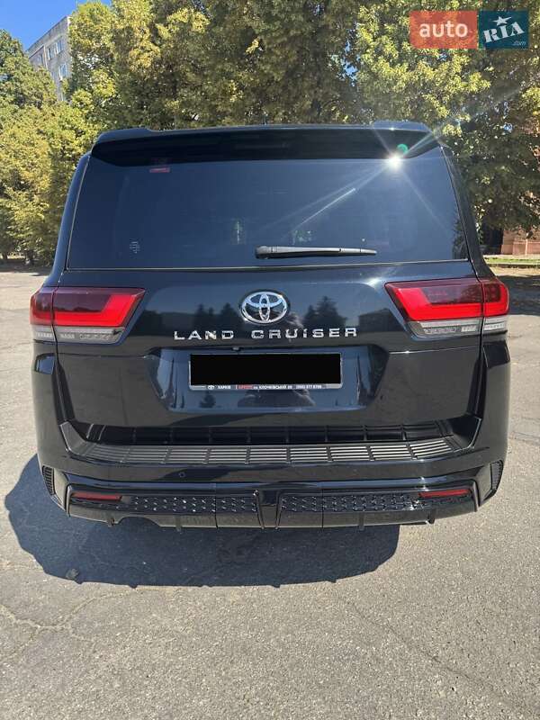 Внедорожник / Кроссовер Toyota Land Cruiser 2022 в Лозовой