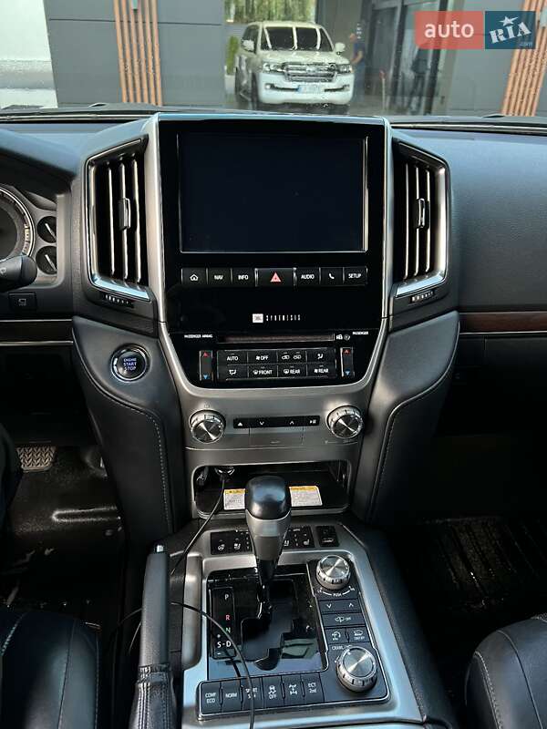 Внедорожник / Кроссовер Toyota Land Cruiser 2019 в Черкассах