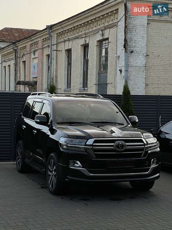 Внедорожник / Кроссовер Toyota Land Cruiser 2019 в Черкассах