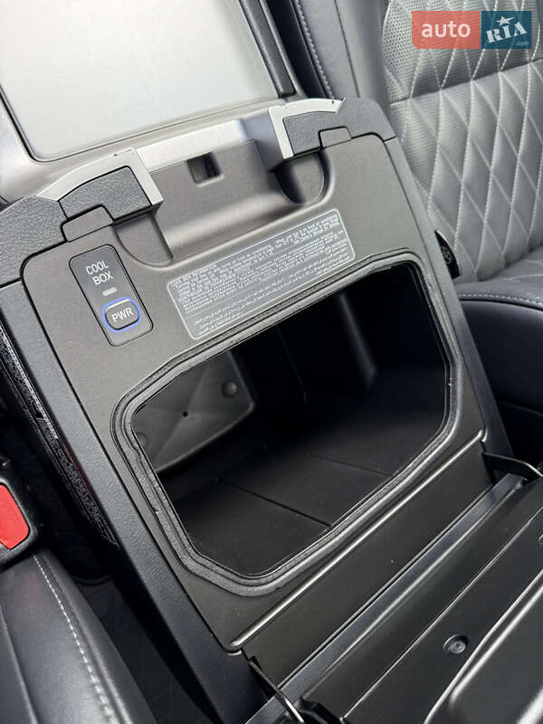 Позашляховик / Кросовер Toyota Land Cruiser 2018 в Ужгороді фото 35 Позашляховик / Кросовер Toyota Land Cruiser 2018 в Ужгороді