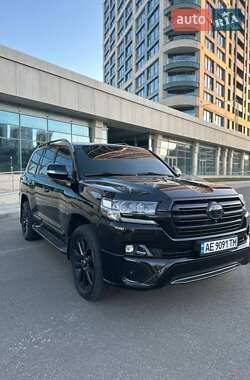 Внедорожник / Кроссовер Toyota Land Cruiser 2017 в Днепре