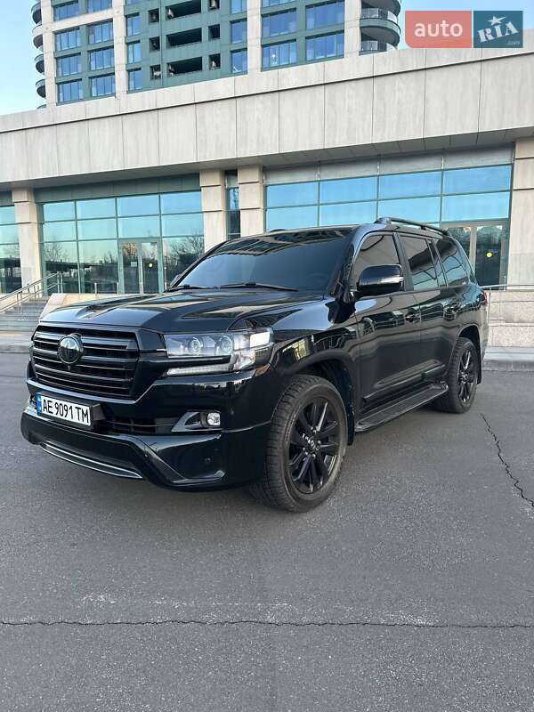Внедорожник / Кроссовер Toyota Land Cruiser 2017 в Днепре