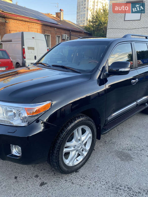 Внедорожник / Кроссовер Toyota Land Cruiser 2012 в Харькове