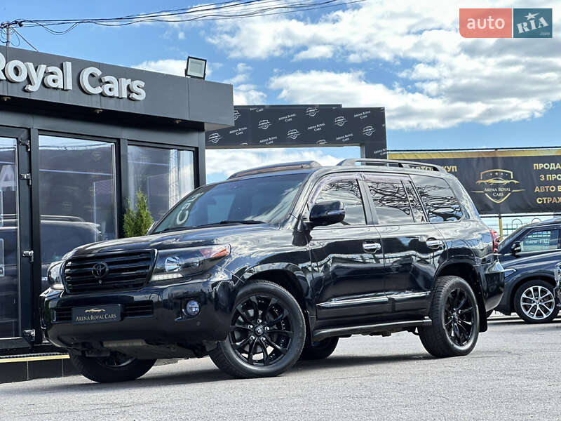 Toyota Land Cruiser 2013